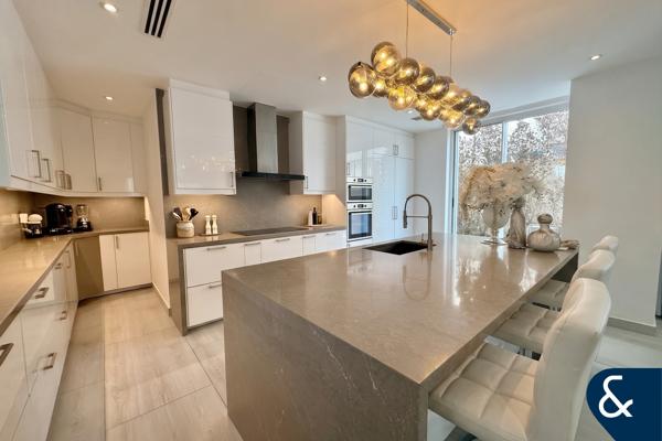 MAKEEN VILLA | 5 EN-SUITE BEDS | UPGRADED