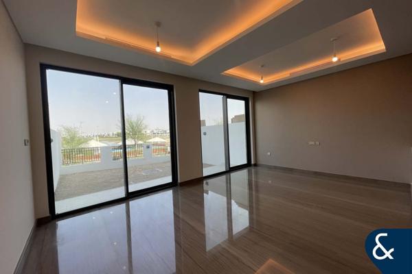 Golf & Lake View | Brand New | Close To Trump