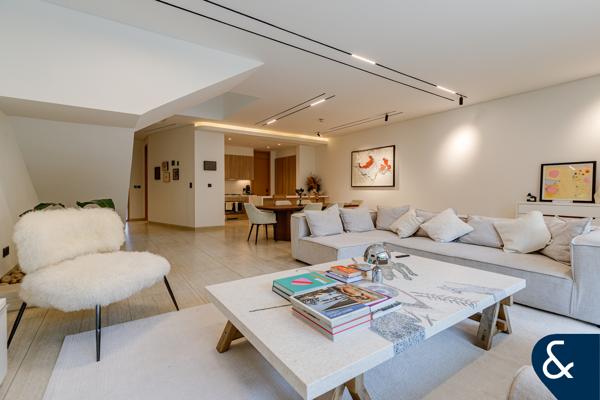 Luxurious Finish | Vacant | Private Pool