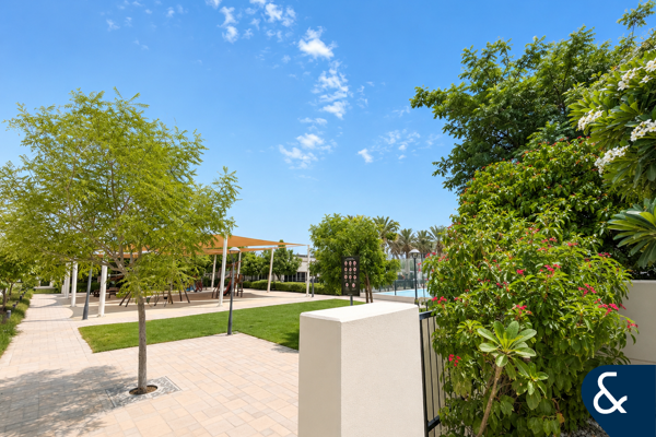 Single Row | Vacant Soon | Pool & Park View