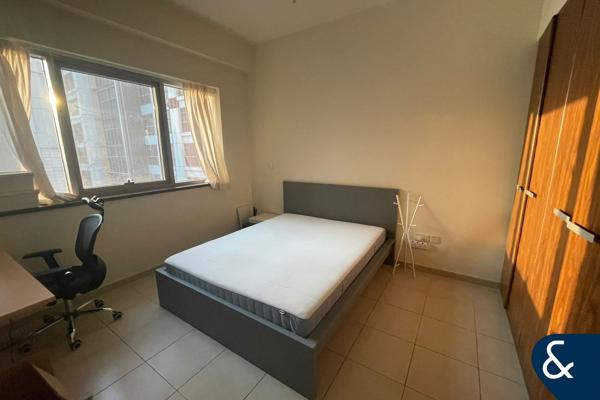 Close To Metro| Spacious | Available 23/01/26