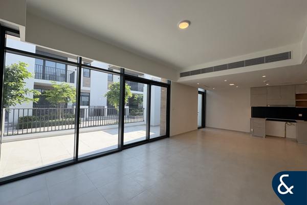 Genuine Listing | 3 Balconies | Corner Unit