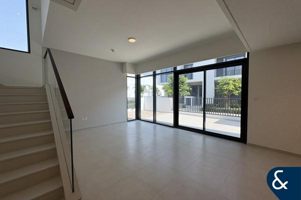 Genuine Listing | 3 Balconies | Corner Unit