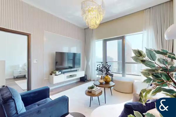 856 Sqft | Panoramic Marina View | Vacant