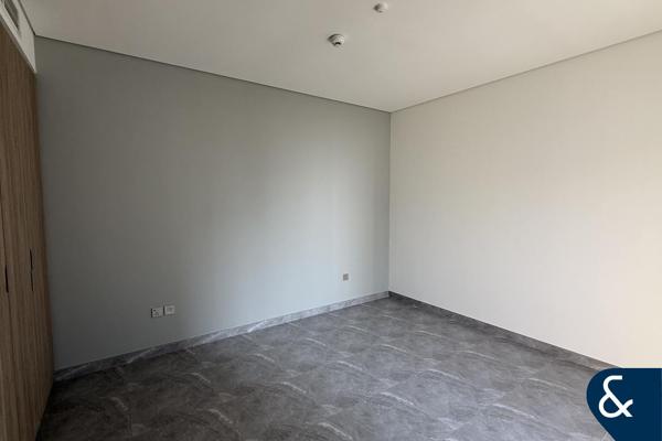 Studio | Unfurnished | Modern Finishes