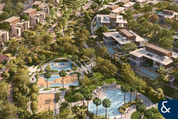 Huge Plot | Private Pool | 5 Bed Premium