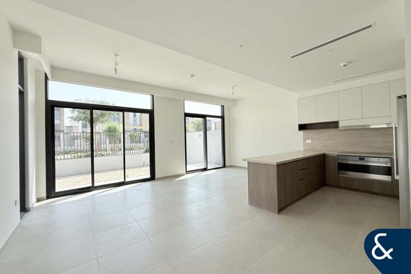 Park Facing | AR 2 | Corner Unit | Big Plot