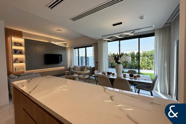 Upgraded | 4 Bedrooms | Greenbelt backing