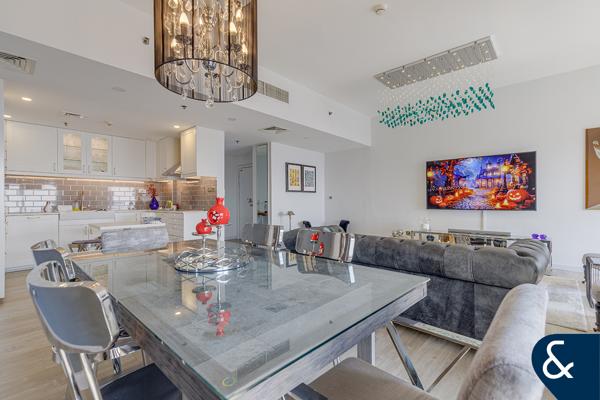 Fully Renovated | 2 Bed | Vacant On Transfer