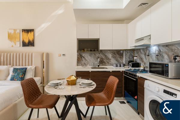 Vacant | Furnished | High Floor