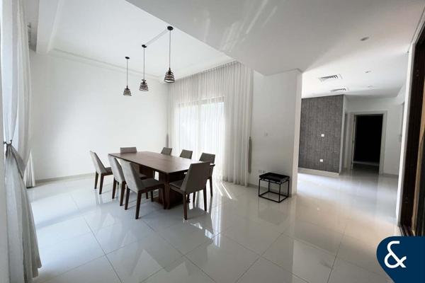 VACANT | Park view | Large Plot | Private