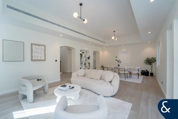 4 Bedrooms | Upgraded | Large / Private Plot