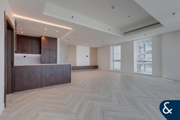 Fully Renovated | Sea View | Vacant | 1 Bed