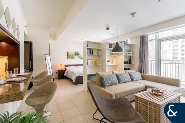 Burj View | Rare Layout | Furnished