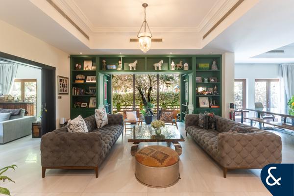 UPGRADED | VASTU | VACANT ON TRANSFER