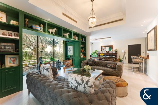 UPGRADED | VASTU | VACANT ON TRANSFER