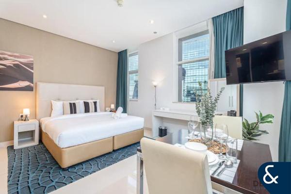 Exclusive | High Floor | Canal Views