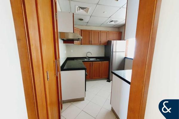 Three Bedroom+ maid | Sea View | Over 5% ROI