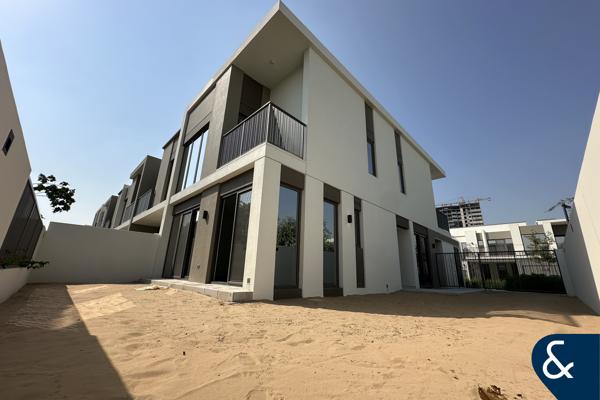 SINGLE ROW | LIGHT WOOD STYLE | AVAILABLE