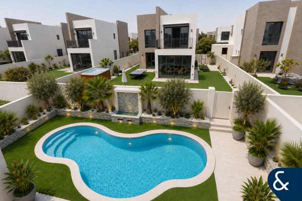 Vacant now | Large plot | Premium Villa