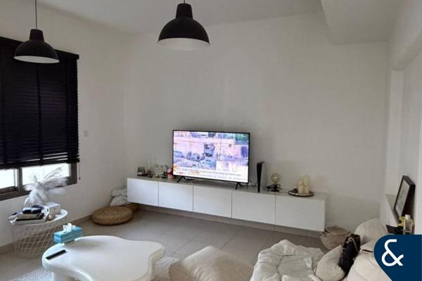 Single Row | Type 2 | Desirable Location