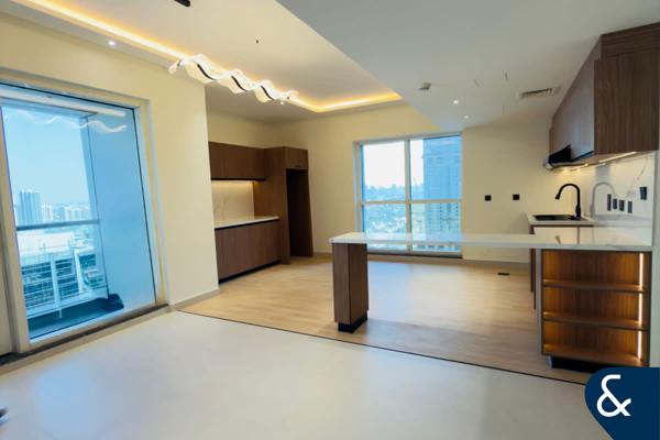 Fully upgraded | High floor | Vacant