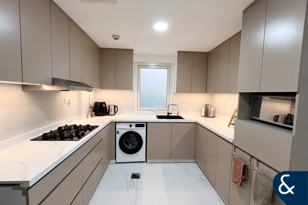 2 Beds | Park view | Upgraded | Huge Layout