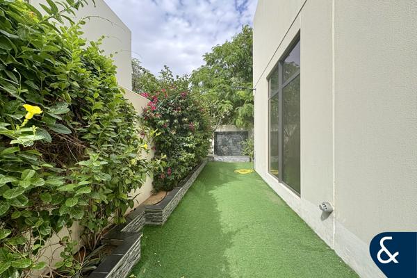 6 Bedroom | Exclusive | Pool & Park Backing