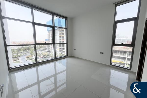 HIgh Floor | Vacant | 887sqft | Open View