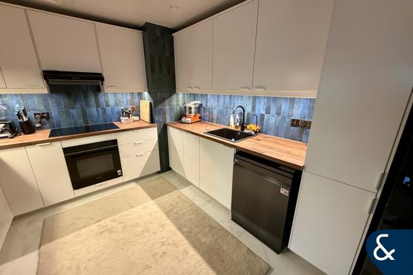 Upgraded 1 Bed | Unfurnished | Garden View