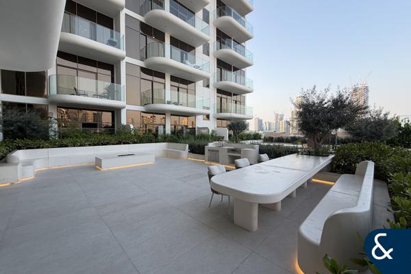 Modern Open-plan Layout | Premium | Furnished