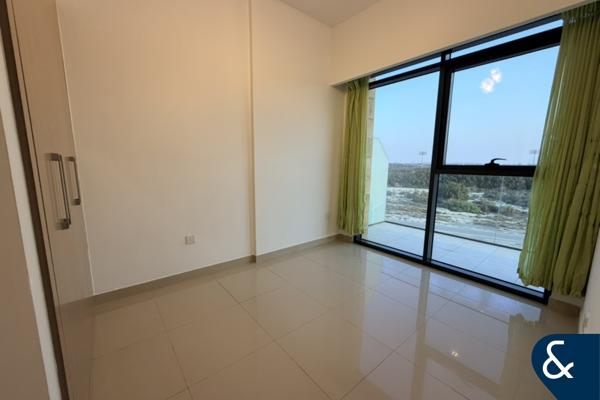 VOT | Views of Racecourse | Unfurnished