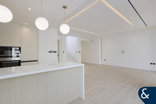Stunning Property | Vacant |  Fully Upgraded