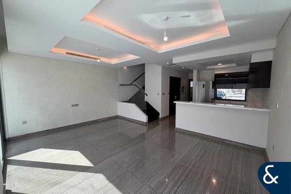 3BR Townhouse | Brand New | Vacant | Vastu