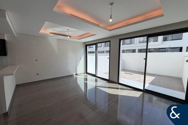 3BR Townhouse | Brand New | Vacant | Vastu