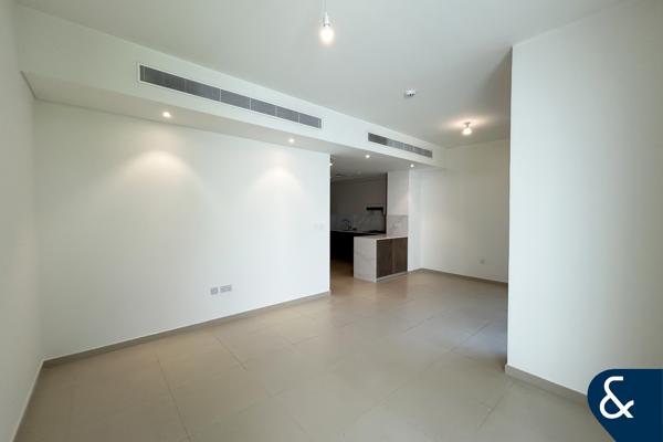 Single Row | 3 bedrooms | Vacant On Transfer