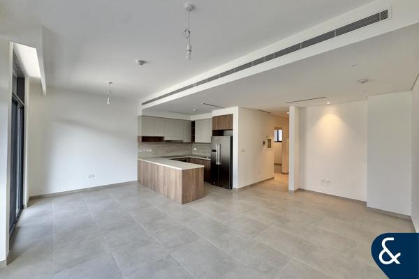 Large 3 Bed | G+2 Roof Terrace | Park Backing