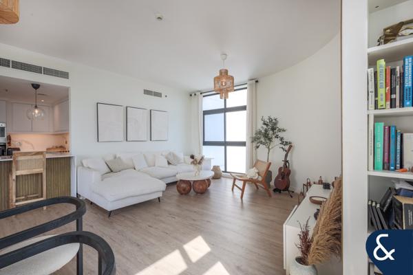 Two Bedroom | Vacant On Transfer  | Fully Upgraded