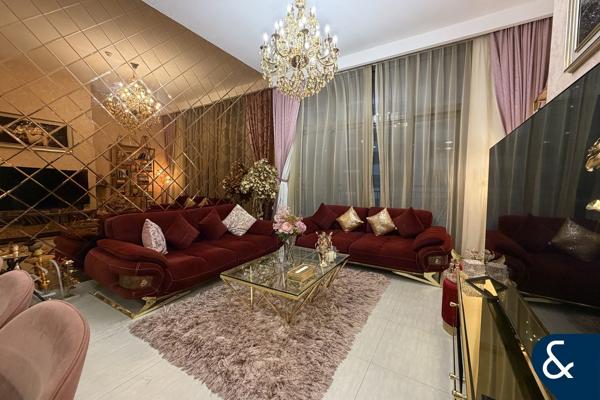 Corner unit | High floor | 2 Bedroom