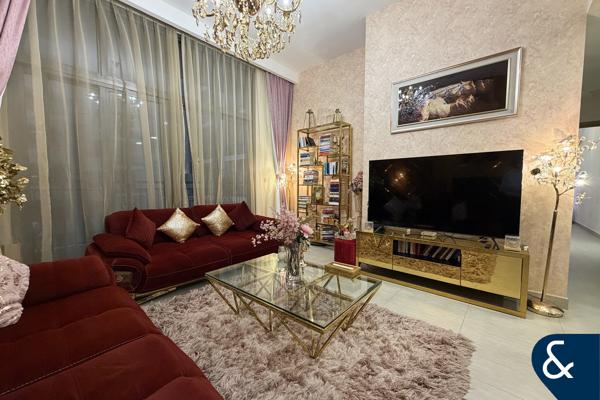 Corner unit | High floor | 2 Bedroom