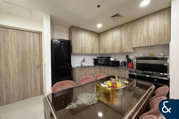 Corner unit | High floor | 2 Bedroom