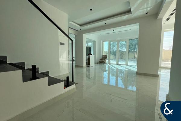 Single Row | Fully Upgraded | Near Park