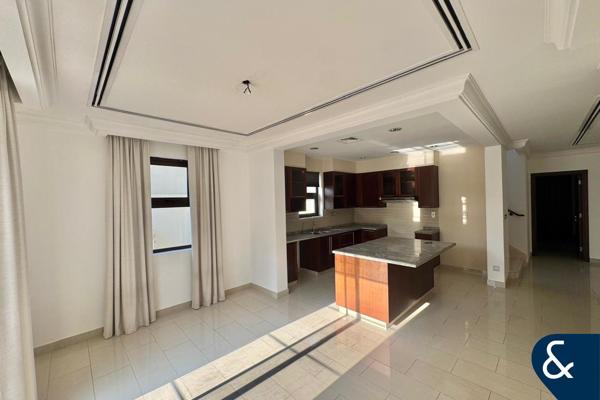 Vacant Now | Single Row | Best Location