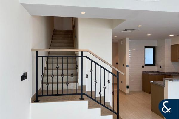 Flexible Cheques | Corner Unit | Brand New