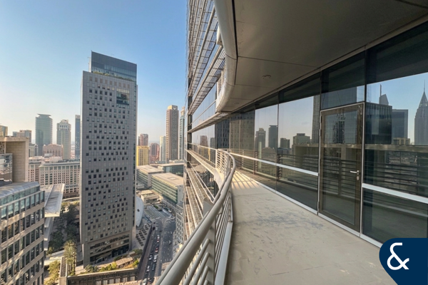 2 Bed | Balcony | DIFC View | Vacant