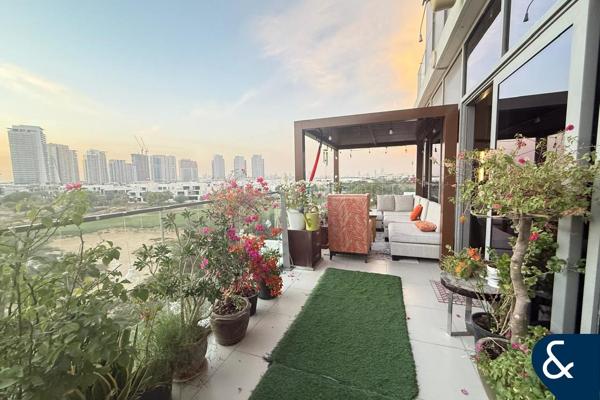 FULL GOLF VIEW | VACANT | UPGRADED | 3 B + M