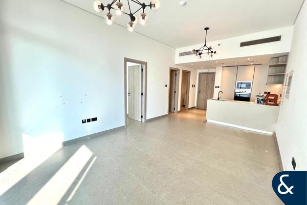 Community view | Spacious Layout | Balcony