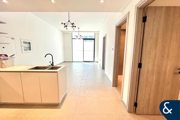 Community view | Spacious Layout | Balcony