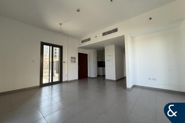Large Terrace | Pool Side Apartment | Vacant