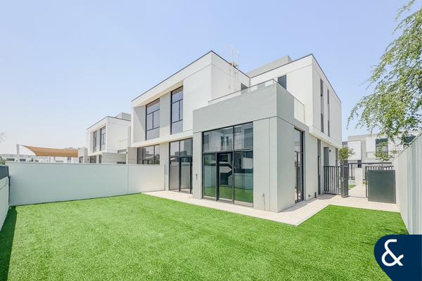 Exclusive | Type A | Next To Pool | 4BR